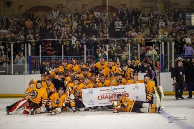 Команда Челмсфорд Чіфтайнз / ФХУ Команда Челмсфорд Чіфтайнз / ФХУ