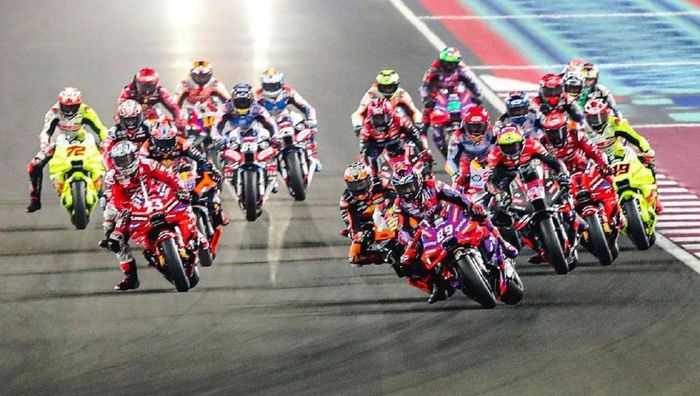 Владельцы Формулы-1 объявили о покупке MotoGP