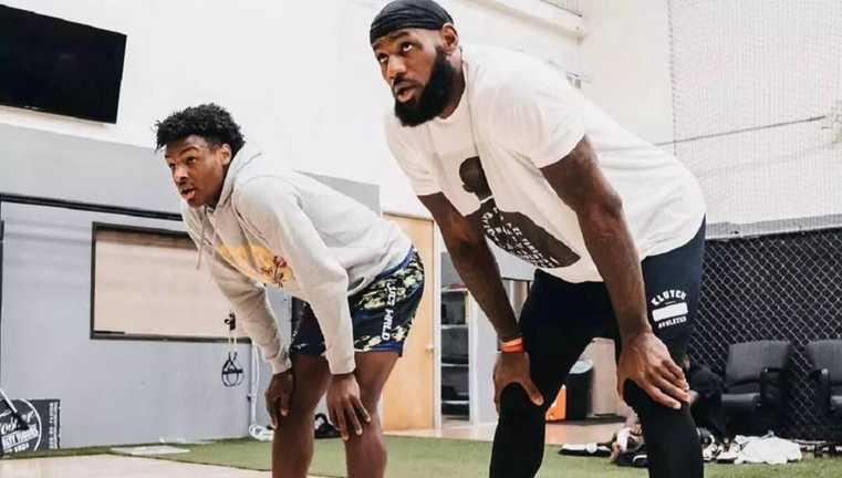 Леброн і Бронні / фото з Instagram Леброн і Бронні / фото з Instagram