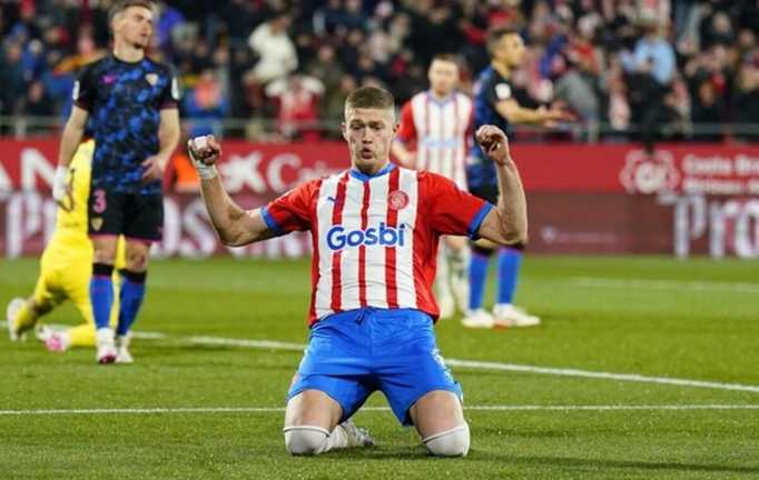 Артем Довбик / фото EFE Артем Довбик / фото EFE