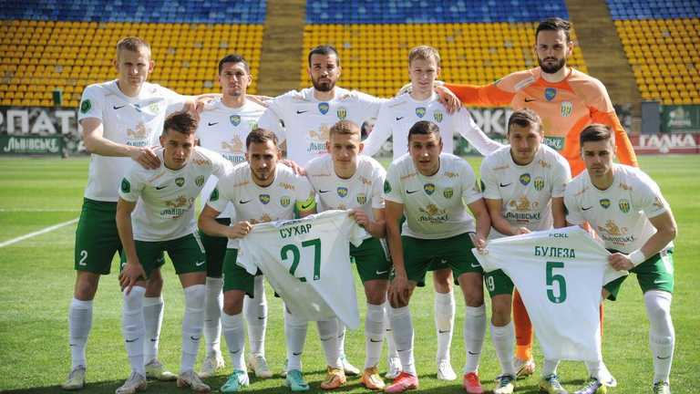 Гравці Карпат перед грою / Фото ФК Карпати Гравці Карпат перед грою / Фото ФК Карпати