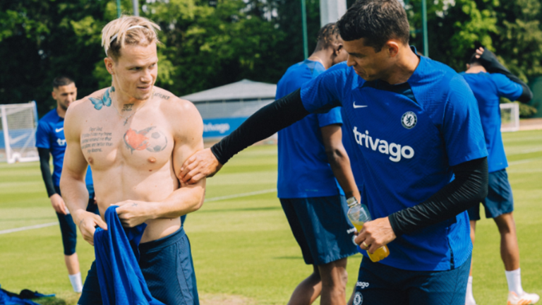 Мудрик і Сілва / Фото ФК Челсі Мудрик і Сілва / Фото ФК Челсі