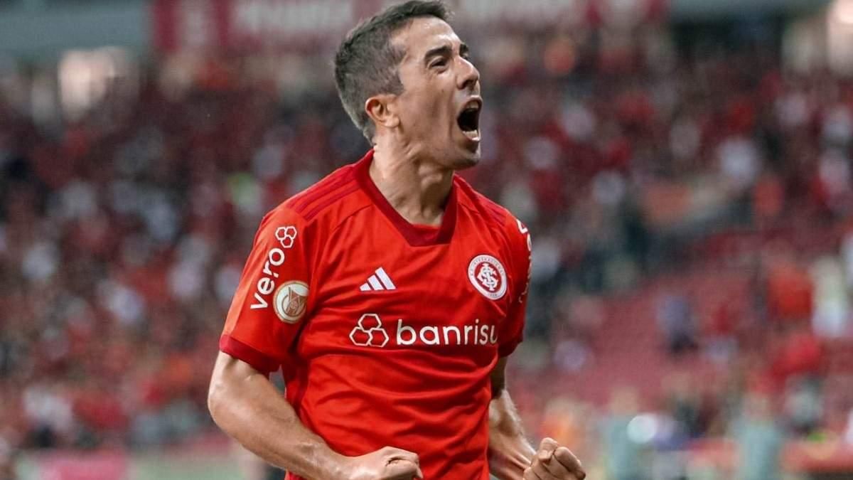 Карлос Де Пена / соцсети