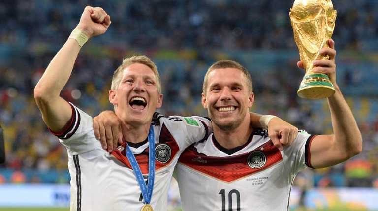 Бастіан Швайнштайгер та Лукас Подольскі / Фото: IMAGO Бастіан Швайнштайгер та Лукас Подольскі / Фото: IMAGO