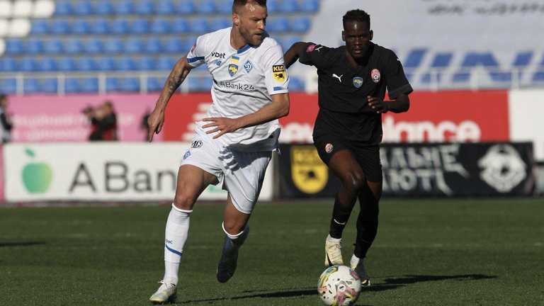 Ярмоленко в матче против Зари / фото ФК Динамо Киев Ярмоленко в матче против Зари / фото ФК Динамо Киев