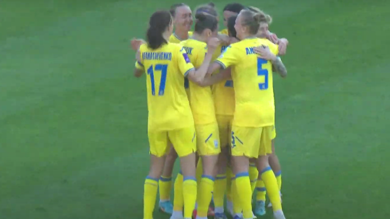 Жіноча збірна України / Скріншот з відео Жіноча збірна України / Скріншот з відео