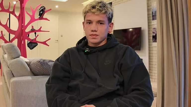 Максим Хлань / Скриншот из видео Максим Хлань / Скриншот из видео