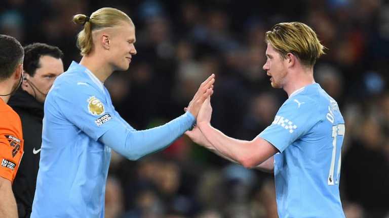 Эрлинг Холанд и Кевин де Брюйне / Фото EFE Эрлинг Холанд и Кевин де Брюйне / Фото EFE