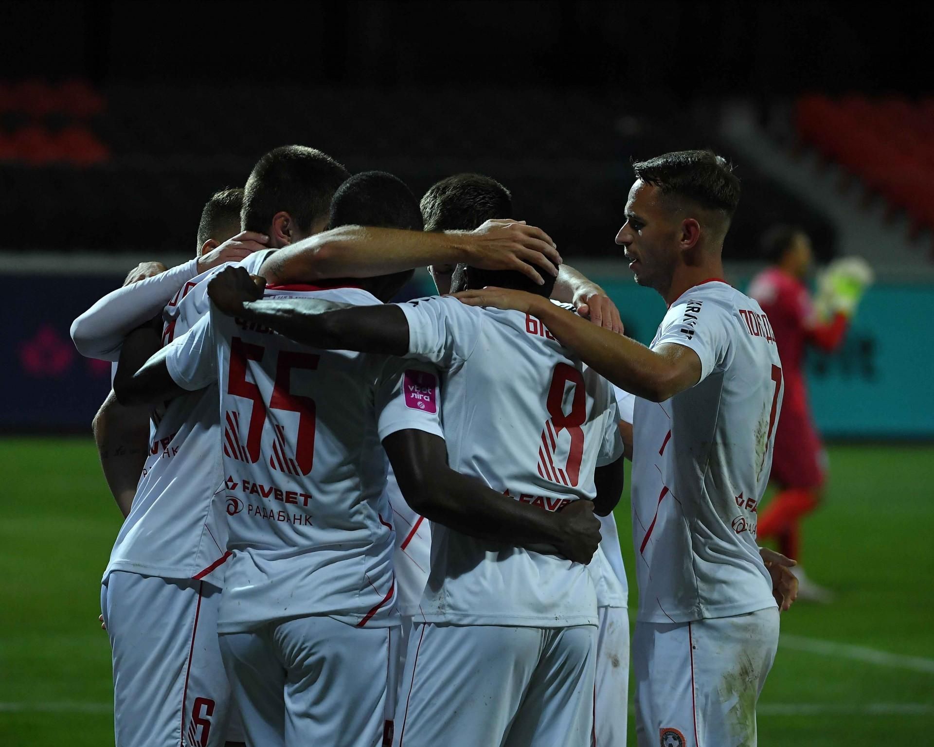 Игроки Кривбасса / Фото ФК Кривбасс