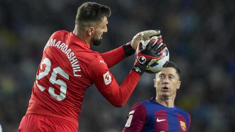 Мамардашвілі та Лєвандовскі / Фото EFE Мамардашвілі та Лєвандовскі / Фото EFE