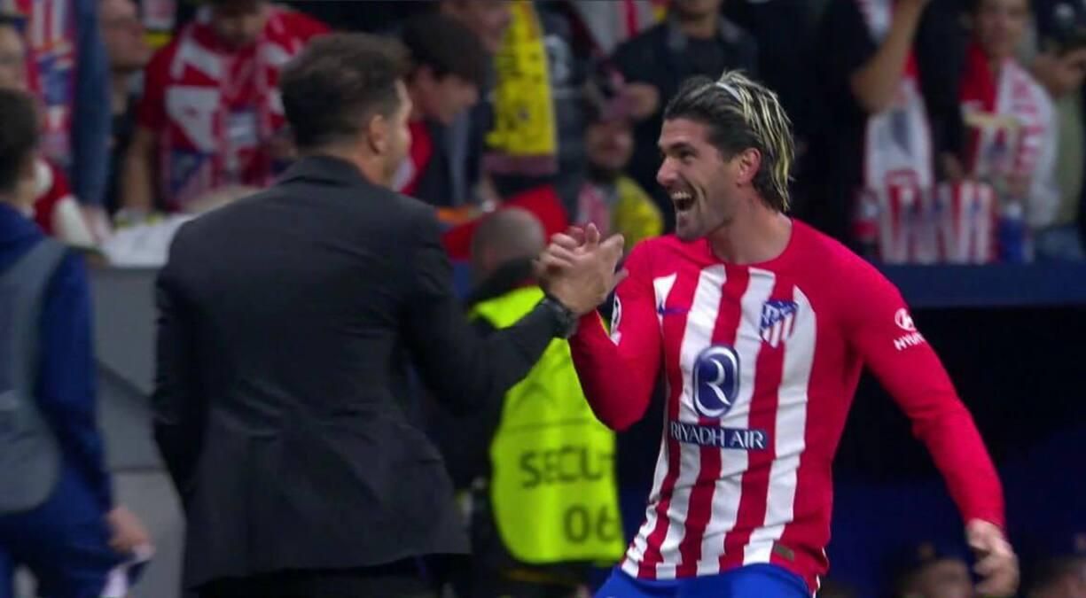 Де Поль святкує гол у ворота дортмундської Борусії / скріншот трансляції