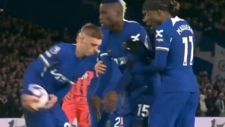 Епізод з пенальті / Скріншот з відео Епізод з пенальті / Скріншот з відео