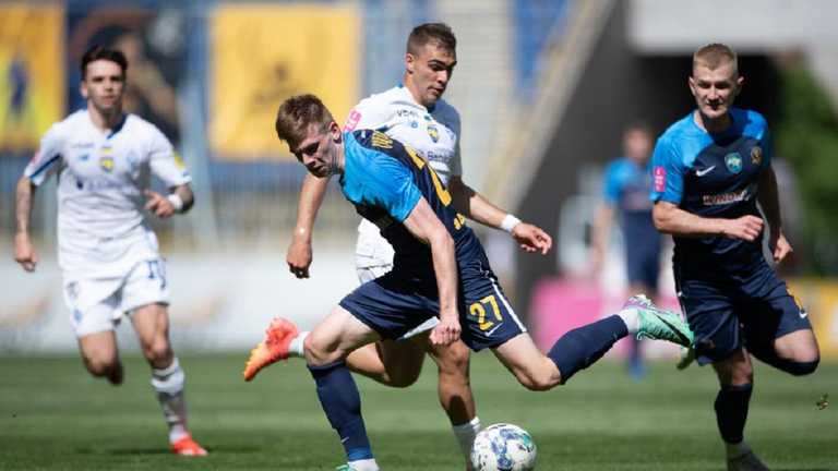 Динамо дожало СК Днепр-1 / Фото УПЛ Динамо дожало СК Днепр-1 / Фото УПЛ