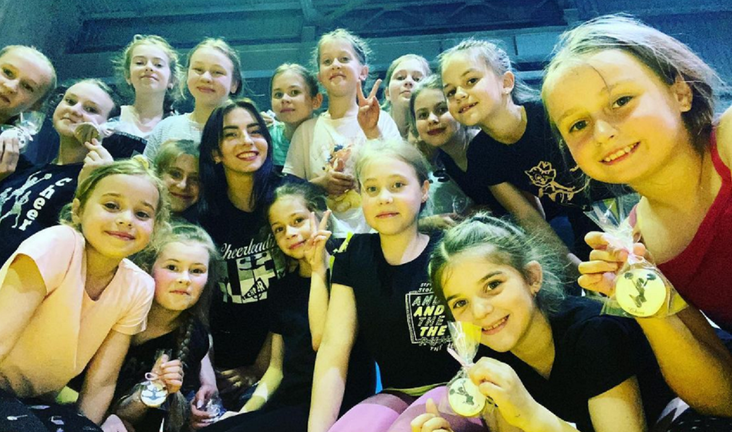 Воспитанники спортивного зала "Триумф" / Фото: www.instagram.com/triumph_cheer/ Воспитанники спортивного зала "Триумф" / Фото: www.instagram.com/triumph_cheer/