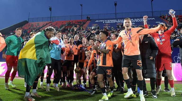 Гравці Шахтаря / Фото Шахтаря у соцмережі X