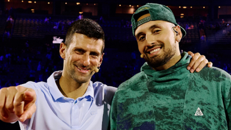 Нік Кіріос та Новак Джоковіч / Скриншот відео Нік Кіріос та Новак Джоковіч / Скриншот відео