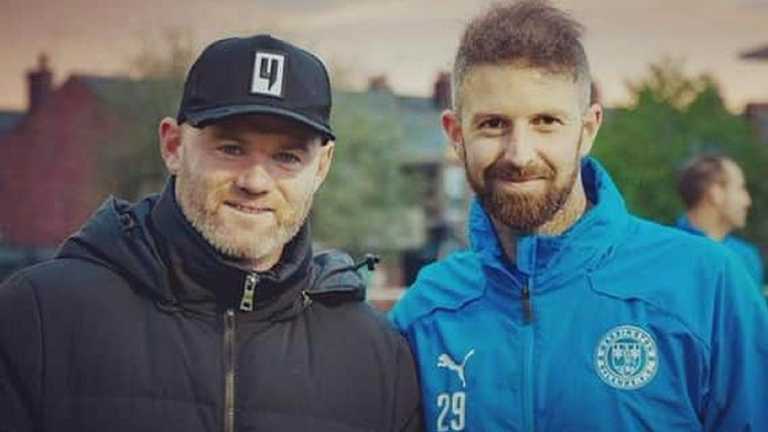 Майкл Емері (праворуч) з Вейном Руні / Фото з відкритих джерел Майкл Емері (праворуч) з Вейном Руні / Фото з відкритих джерел