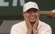 Свьонтек в свой День рождения пробилась в 1/8 Ролан Гаррос – фанаты умилили теннисистку милым поздравлением