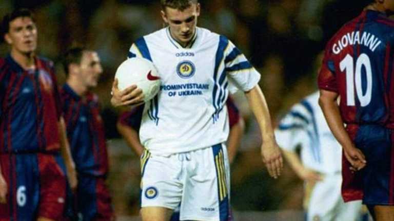 Андрій Шевченко у матчі з Барселоною / Фото з відкритих джерел Андрій Шевченко у матчі з Барселоною / Фото з відкритих джерел