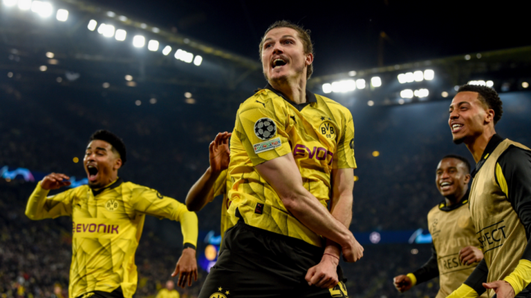 Борусія Д / Фото з Twitter Борусія Д / Фото з Twitter