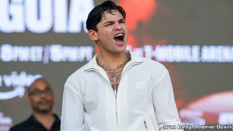 Раян Гарсія / Фото: Premier Boxing Раян Гарсія / Фото: Premier Boxing