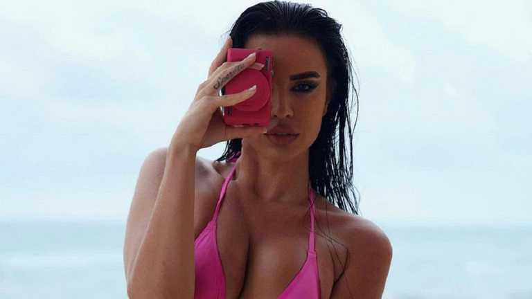 Івана Кньолл / Фото instagram.com/knolldoll Івана Кньолл / Фото instagram.com/knolldoll