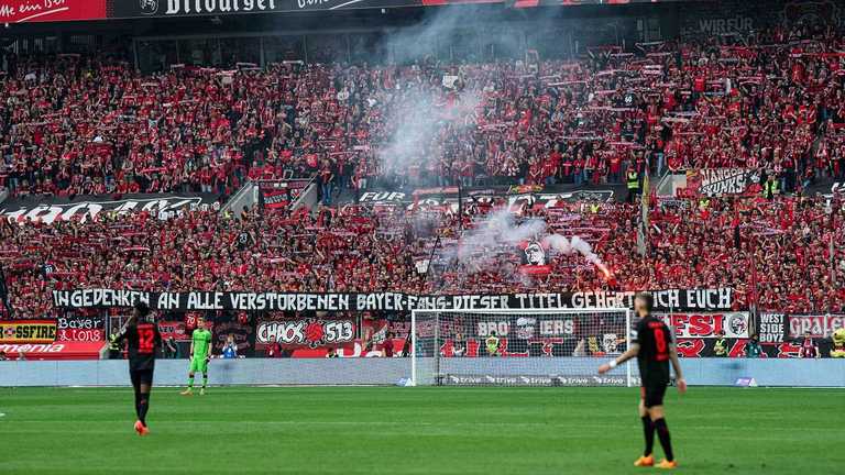 Байєр – Аугсбург – 2:1 Байєр – Аугсбург – 2:1