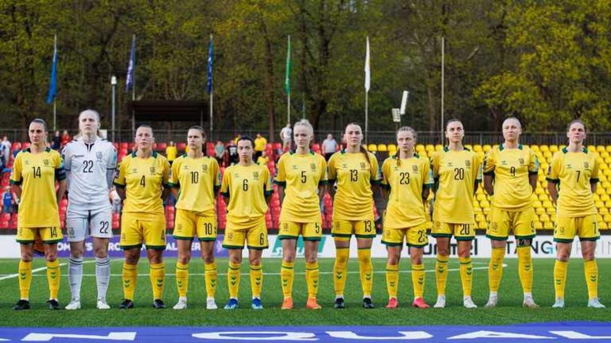 Жіноча збірна Литви з футболу / Фото LFF