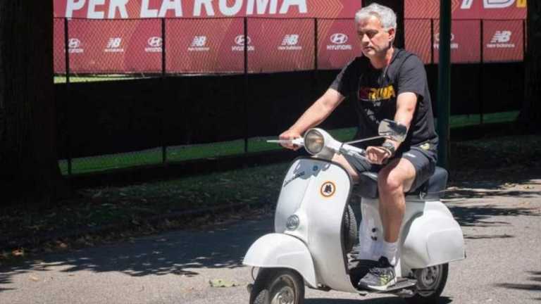 Жозе Моурінью / фото: ФК Рома Жозе Моурінью / фото: ФК Рома