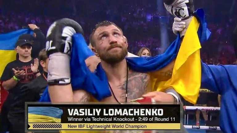 Василь Ломаченко нокаутував Джорджа Камбососа Василь Ломаченко нокаутував Джорджа Камбососа