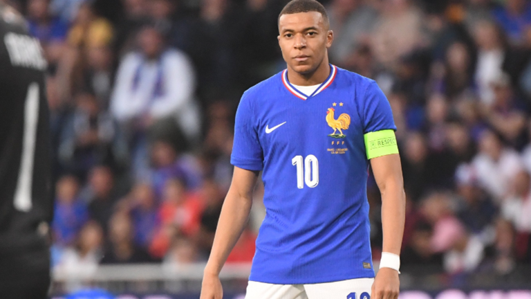 Килиан Мбаппе / Фото с X Килиан Мбаппе / Фото с X