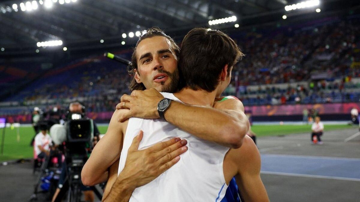 Джанмарко Тамбери и Владислав Лавский / REUTERS