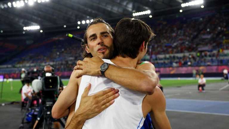 Джанмарко Тамбери и Владислав Лавский / REUTERS Джанмарко Тамбери и Владислав Лавский / REUTERS