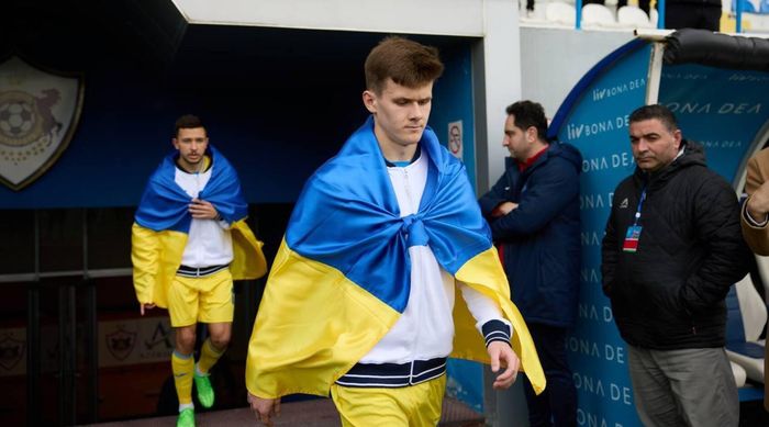 Рух объявил о трансфере нападающего сборной Украины