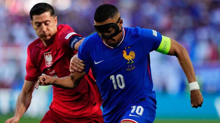 Франція – Польща – 1:1 / Photo by Jose Breton/Pics Action/NurPhoto via Getty Images Франція – Польща – 1:1 / Photo by Jose Breton/Pics Action/NurPhoto via Getty Images