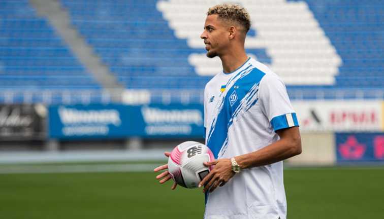 Джастін Лонвейк / Фото ФК Динамо Джастін Лонвейк / Фото ФК Динамо