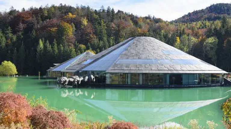 Штаб-квартира Ред Булл / Фото Imago Штаб-квартира Ред Булл / Фото Imago