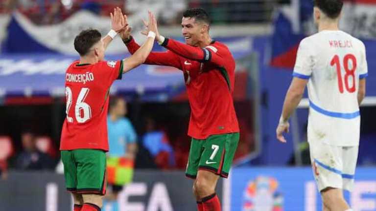 Португалія - Чехія / фото EFE Португалія - Чехія / фото EFE