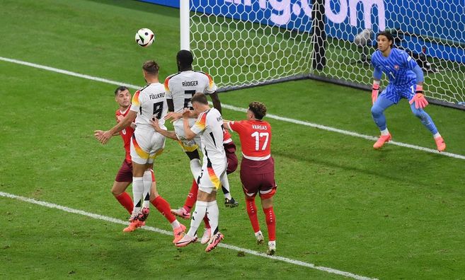Німеччина на останніх хвилинах врятувала нічию проти Швейцарії і перше місце групи – обидві у плей-офф Євро