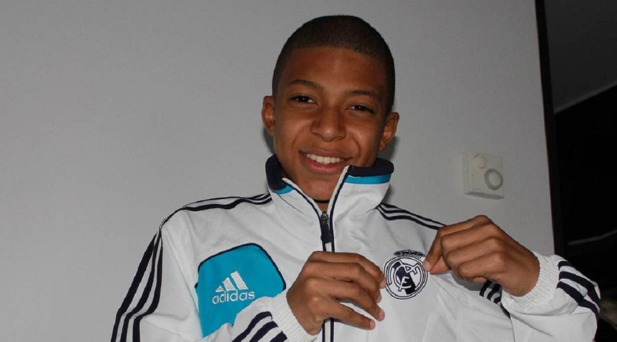 Дитяче фото Мбаппе у формі Реала / instagram.com/k.mbappe