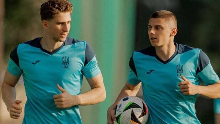 Ілля Забарний і Віталій Миколенко / Фото УАФ Ілля Забарний і Віталій Миколенко / Фото УАФ