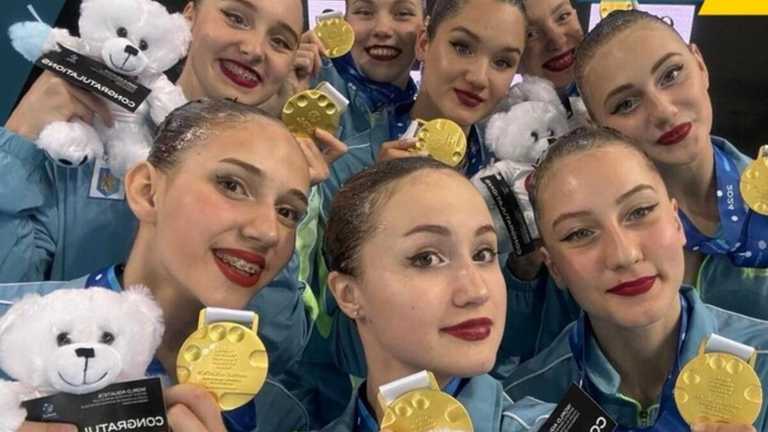 Сборная Украины по артистическому плаванию / фото: НОК Сборная Украины по артистическому плаванию / фото: НОК