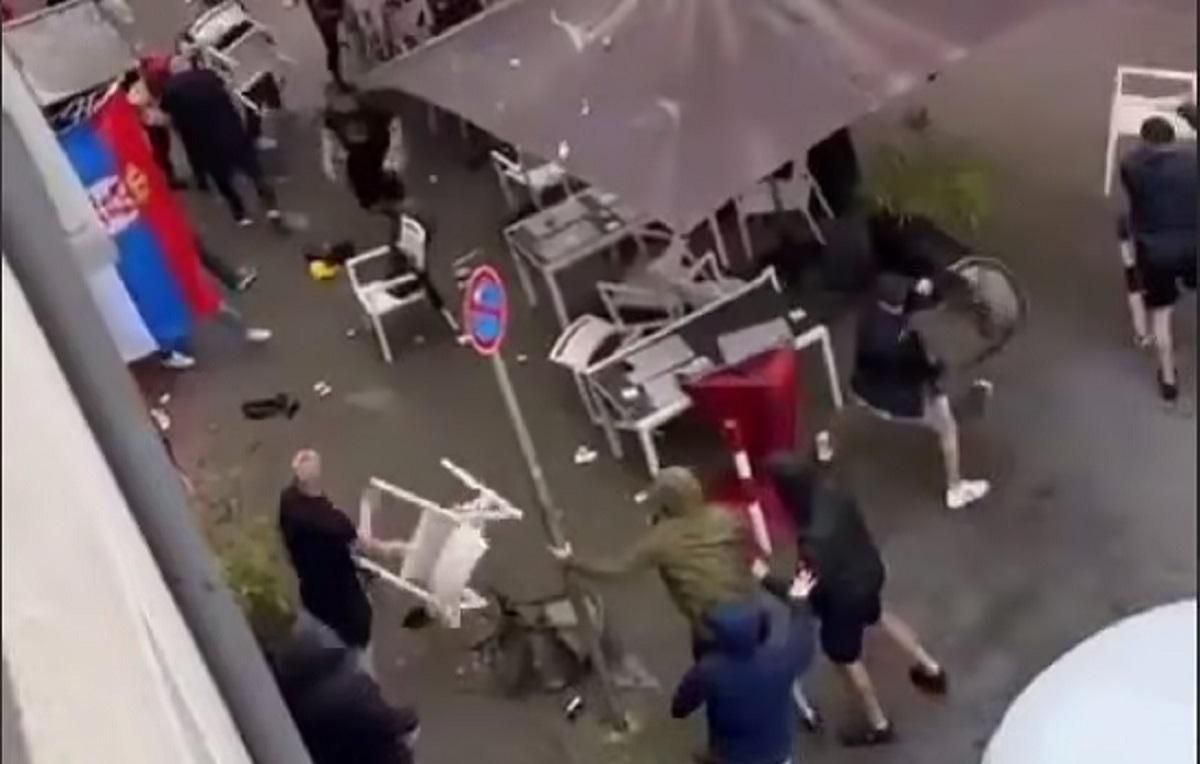 Драка фанатов / скриншот