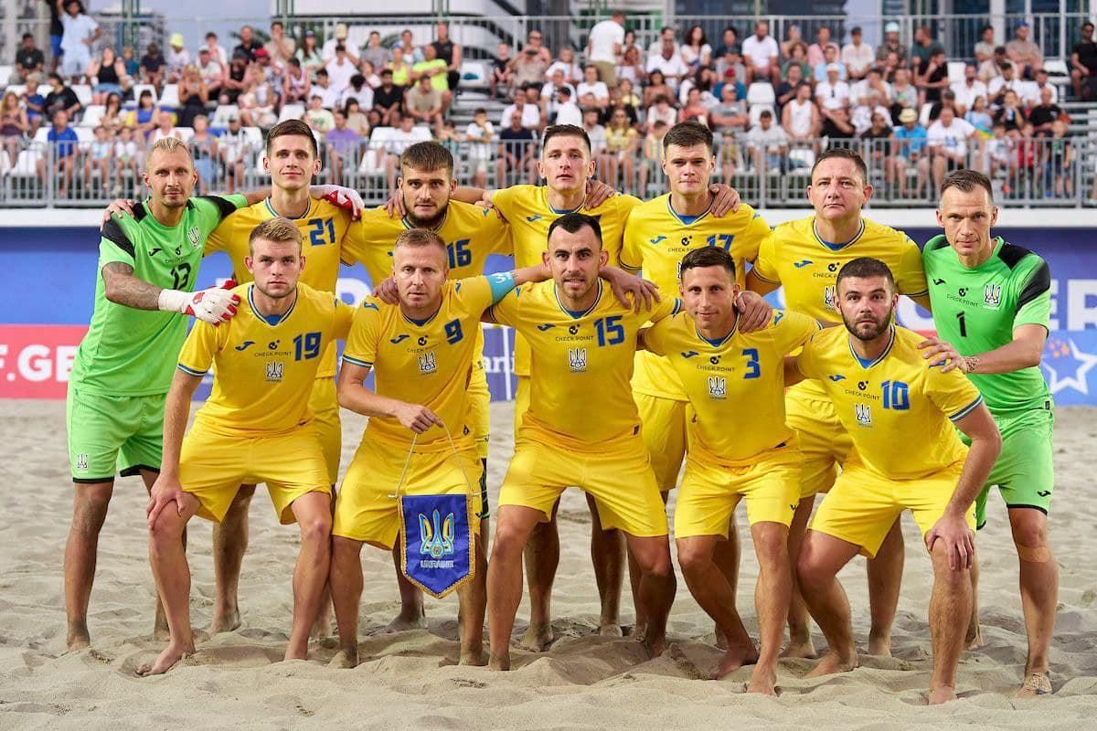 Збірна України з пляжного футболу / Фото АПФУ Збірна України з пляжного футболу / Фото АПФУ