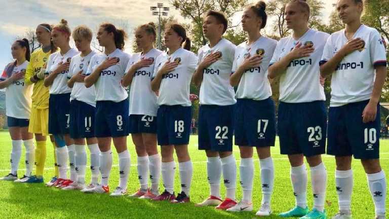 Женская команда СК Днепр-1 / Фото клуба Женская команда СК Днепр-1 / Фото клуба