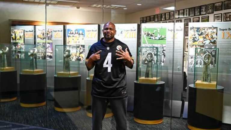 Рой Джонс-молодший/ Фото instagram.com/royjonesjrofficial Рой Джонс-молодший/ Фото instagram.com/royjonesjrofficial