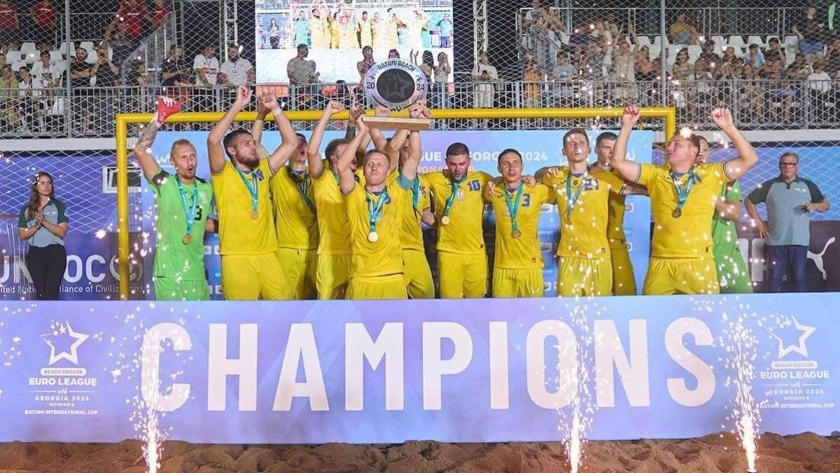 Збірна України з пляжного футболу / фото: УАФ