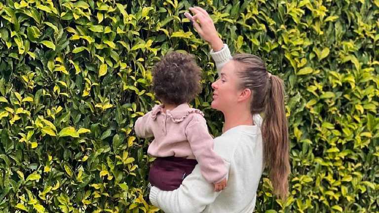 Світоліна з дочкою / Фото instagram.com/elisvitolina Світоліна з дочкою / Фото instagram.com/elisvitolina