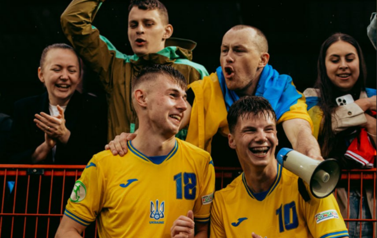 Геннадій Синчук (ліворуч) / Фото УАФ Геннадій Синчук (ліворуч) / Фото УАФ