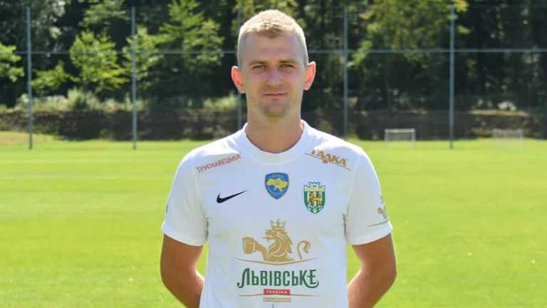 Денис Мирошниченко / Фото ФК Карпаты Денис Мирошниченко / Фото ФК Карпаты